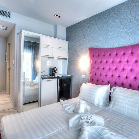 Art Boutique Suites 페프코초리 외부 사진