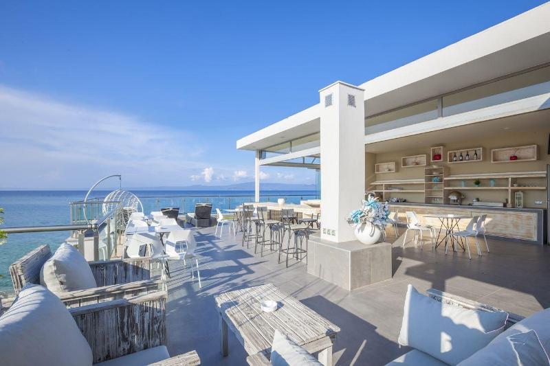 Art Boutique Suites 페프코초리 외부 사진